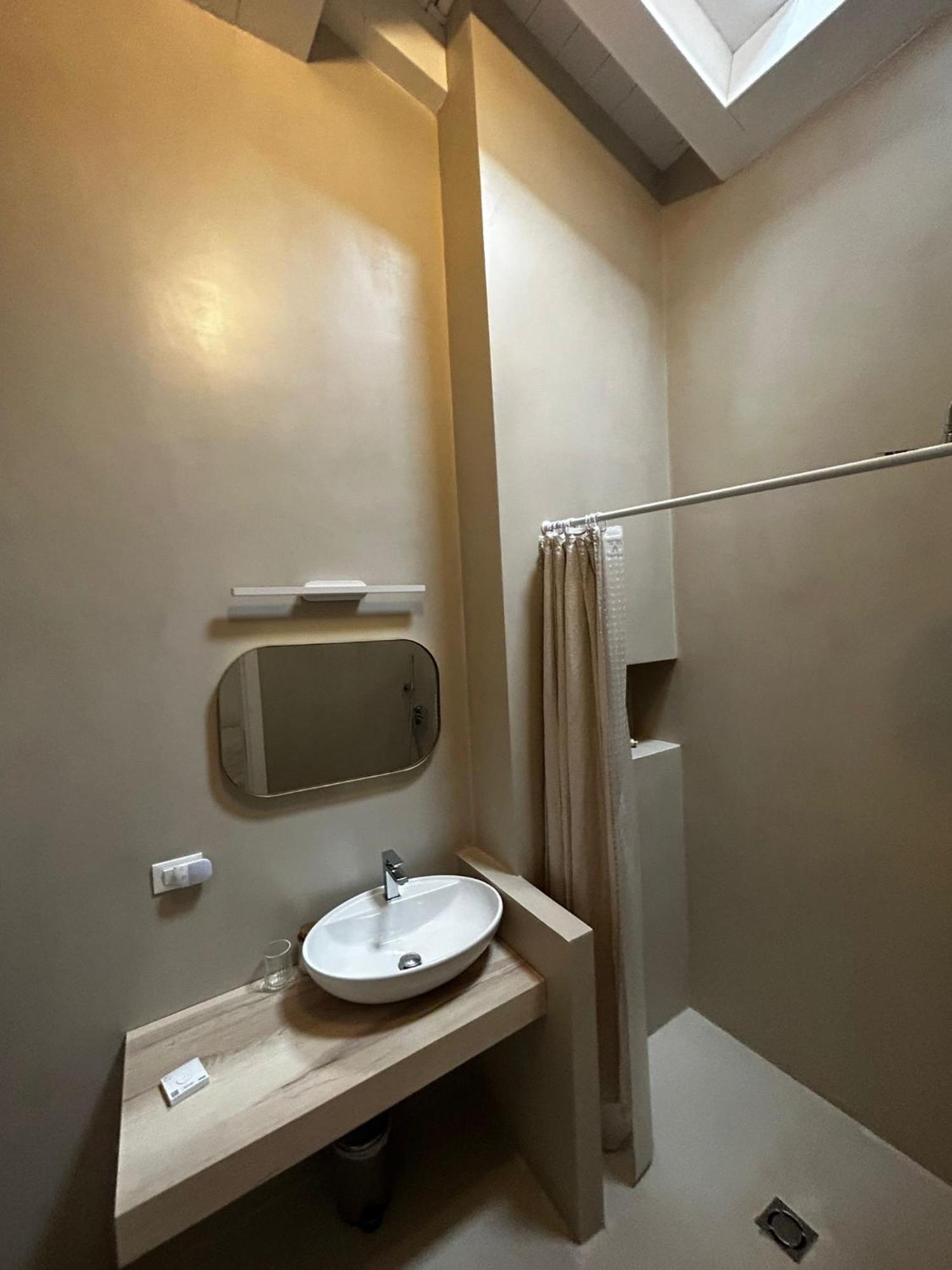 Waterfront Balcony I Grani 5 Resort Grand Suite Livorno Luaran gambar