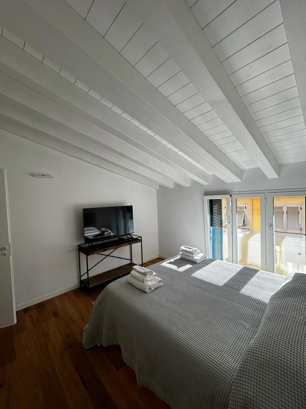 Waterfront Balcony I Grani 5 Resort Grand Suite Livorno Luaran gambar